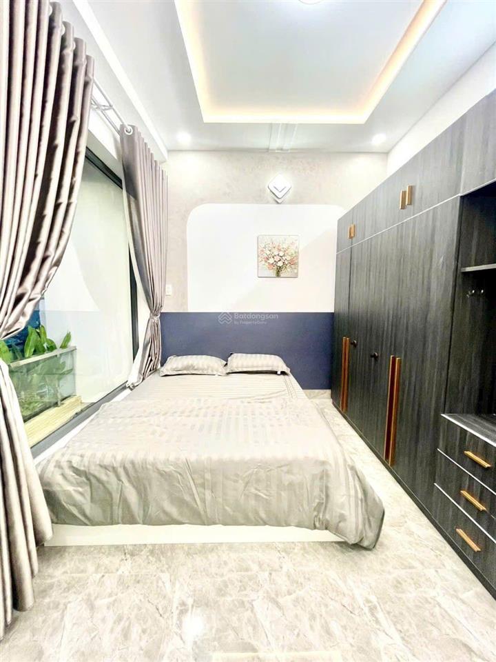 Bán căn nguyễn gia trí bình thạnh cách 200m ra trường đại học hutech 41m2 2pn