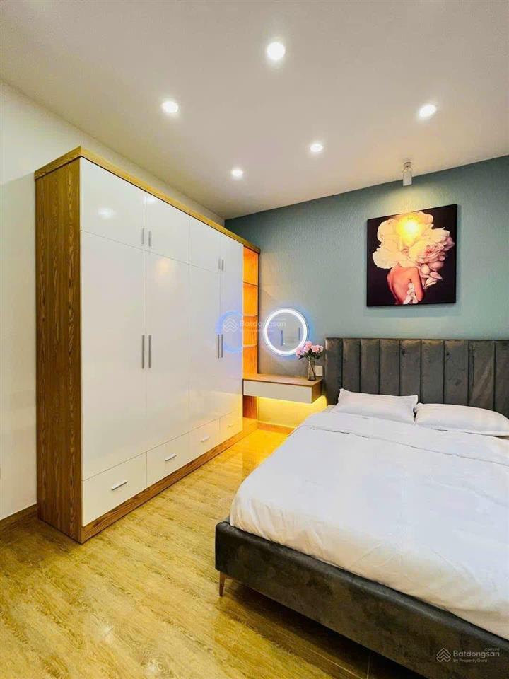 Bán nhà xoay vốn đường nguyễn biểu q5 46m2 giá 3 tỷ300 triệu 2 tầng 2 phòng ngủ, sổ hồng riêng