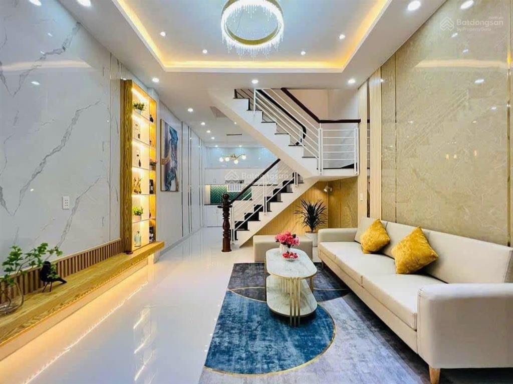 Bán nhà xoay vốn đường nguyễn biểu q5 46m2 giá 3 tỷ300 triệu 2 tầng 2 phòng ngủ, sổ hồng riêng