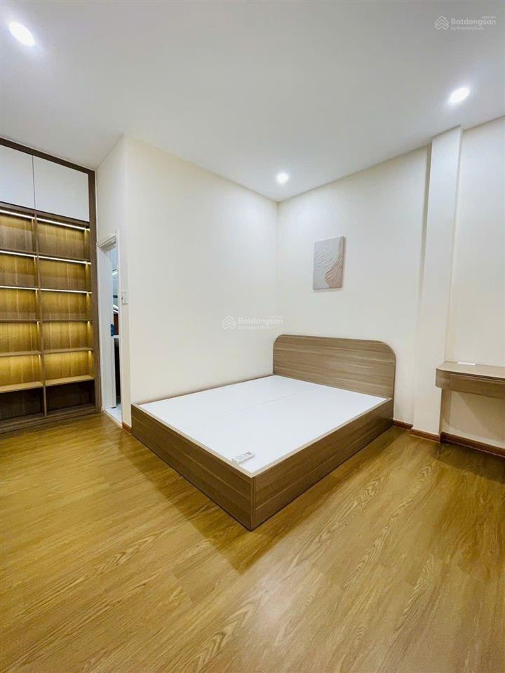 Nhanh mới kịp bán nhà đẹp giá tốt lê văn sỹ quận 3, 2 tầng 3 phòng ngủ 48m2 shr