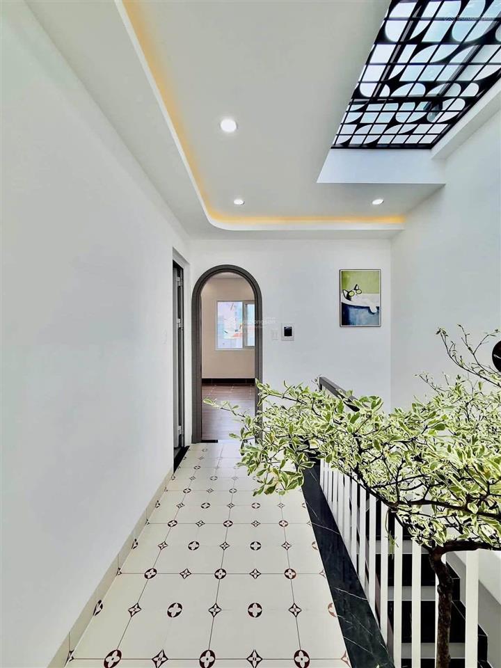 Cần bán nhà trần mai ninh tân bình 3 tầng bê tông 60m2 4 phòng ngủ, sổ hồng riêng