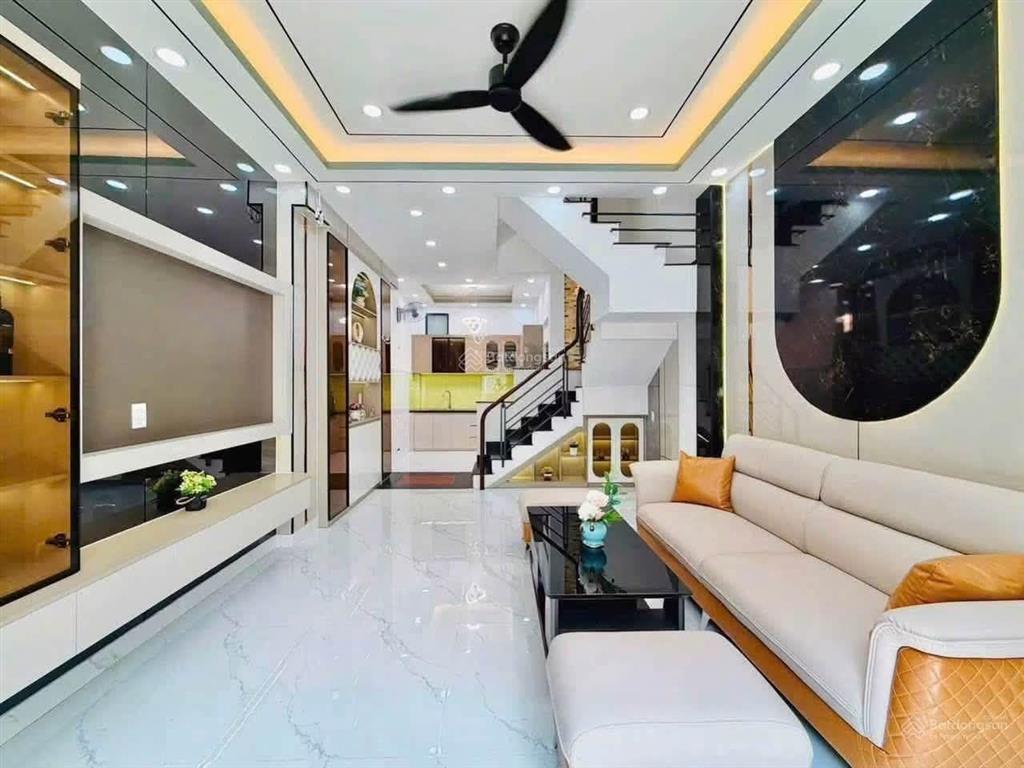 Sốc 52m2 giá 4tỷ500, sở hữu nhà huỳnh văn bánh 3 tầng cốt thép gần bệnh viện an sinh  thuê 20tr/th