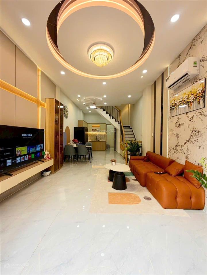 Cần bán nhà có phòng ngủ trệt nguyễn đình chiểu q3 52m2 4 phòng ngủ giá tốt, sổ riêng