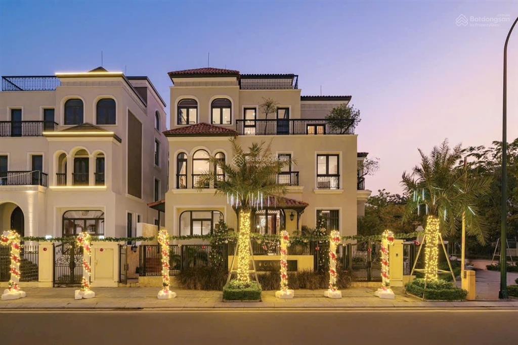 Trực tiếp cđt bt ciputra mớicạnh công viên hồ 65ha đã có sổ lâu dài  nhận nhà ngay  vay 0% 12th
