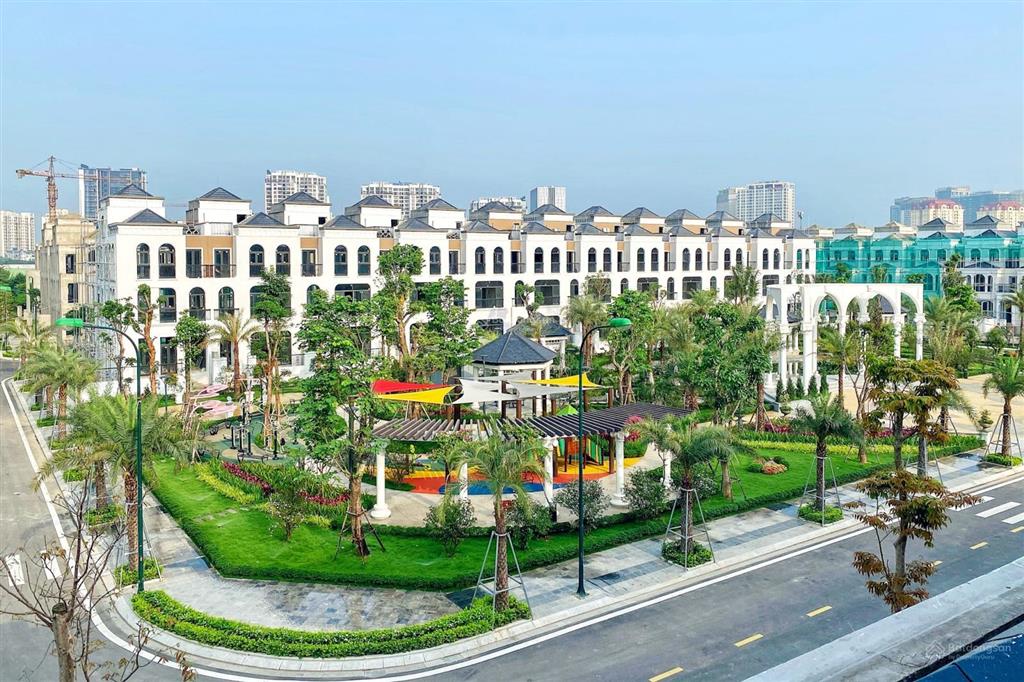 Trực tiếp cđt bt ciputra mớicạnh công viên hồ 65ha đã có sổ lâu dài  nhận nhà ngay  vay 0% 12th