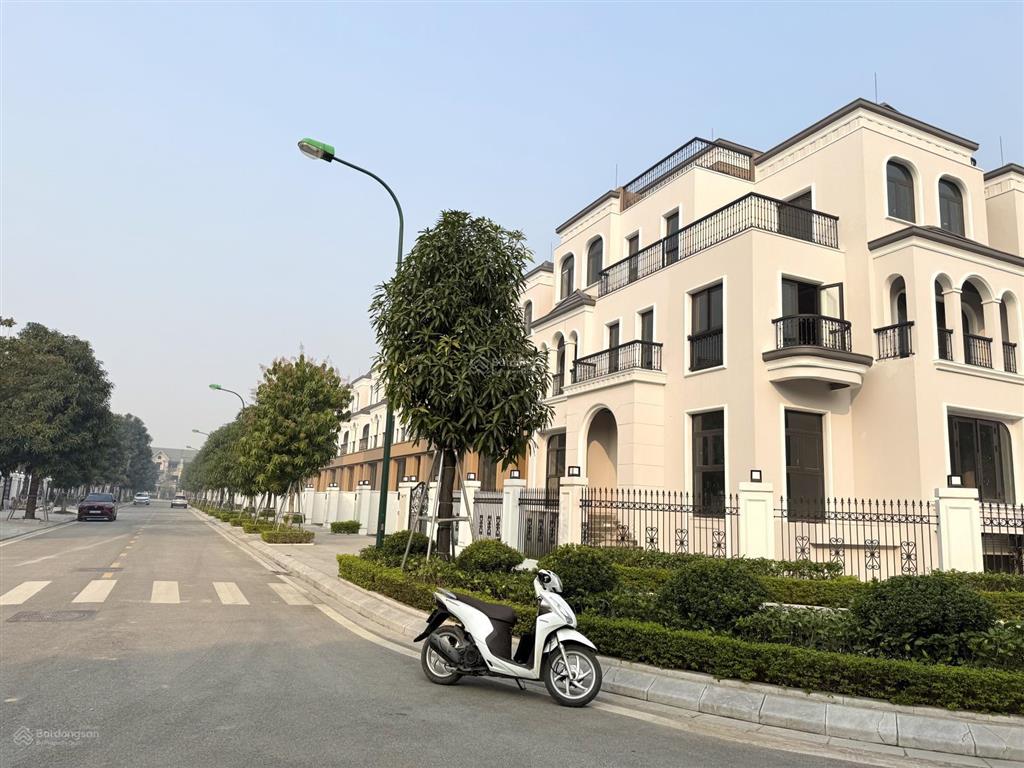 Bt kita ciputra 150m2  mt 7m giá 60,5 tỷ gần siêu công viên 65ha