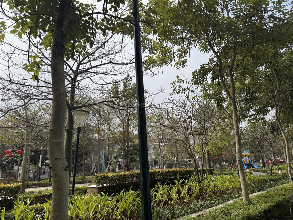 Chính chủ cho thuê căn liền kề khu k ciputra tây hồ dt 140m2 4pn gần công viên nội khu xanh mát