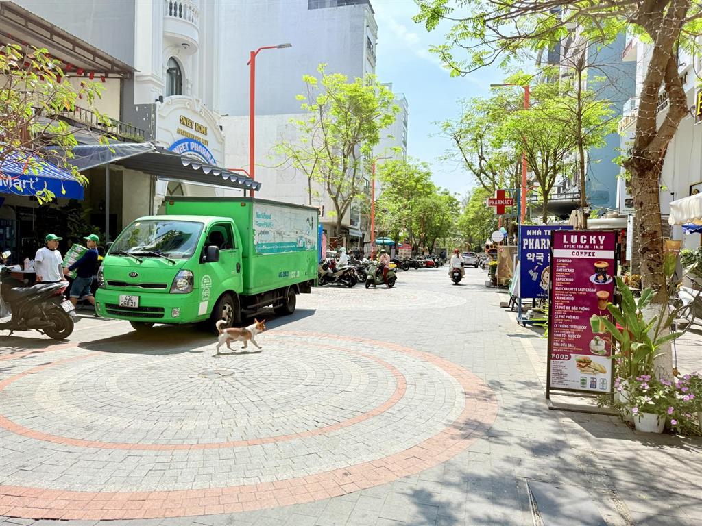 Giảm sâu 1 tỷ! bán nhanh cặp đất an thượng 39  kề góc đỗ bá  120m2 ngang 10m  sẵn gpxd