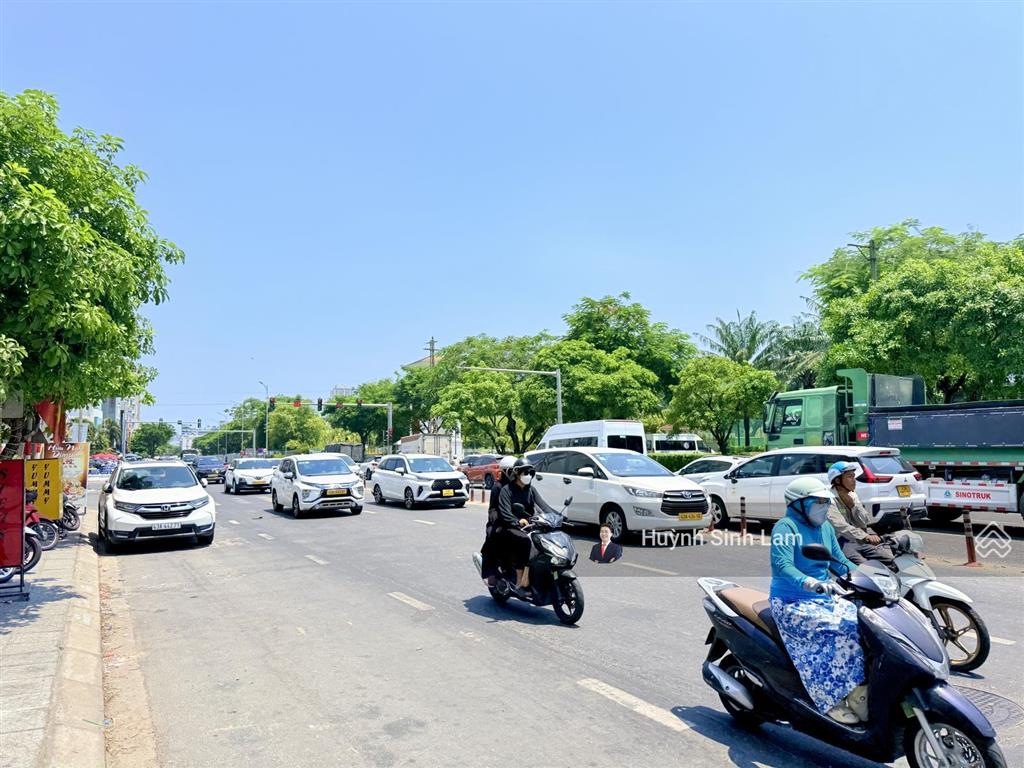 Nợ xấu! bán gấp lô đất biển đường võ nguyên giáp  gần hồ xuân hương, 140m2 ngang 7m  33 tỷ x