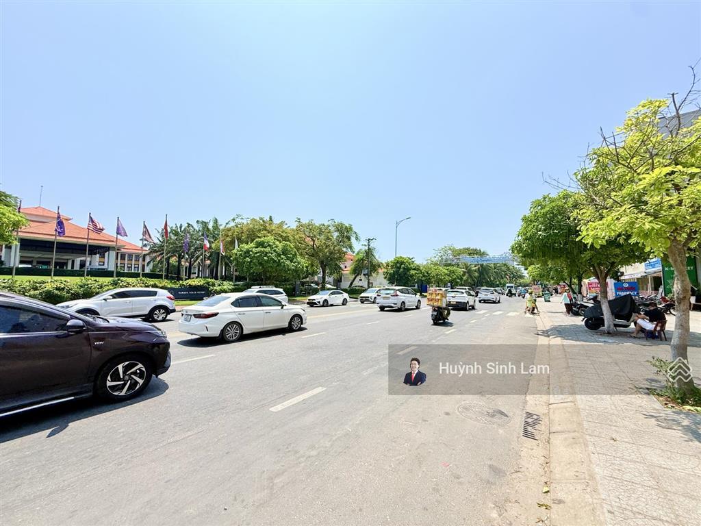 Nợ xấu! bán gấp lô đất biển đường võ nguyên giáp  gần hồ xuân hương, 140m2 ngang 7m  33 tỷ x