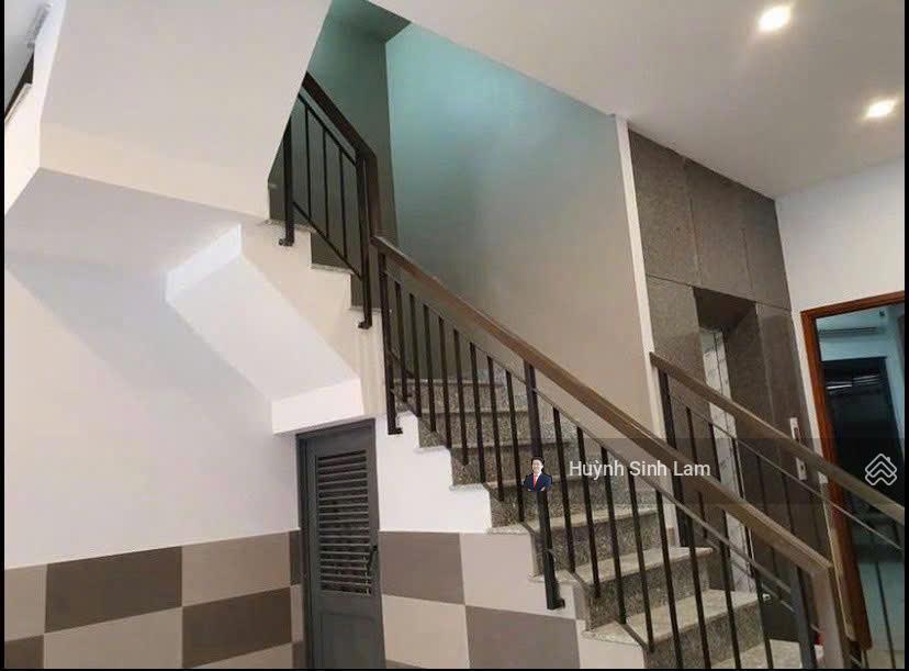 Giảm sâu! bán tòa căn hộ 5 tầng  lý văn tố  cạnh dương đình nghệ  d. tiền 70tr/th  giá đầu tư