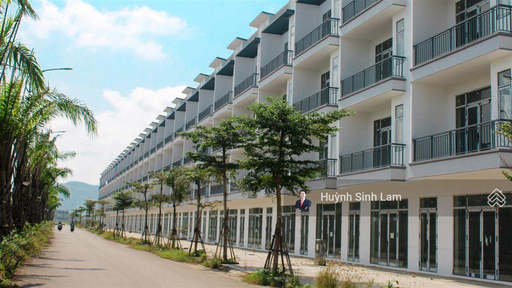 Giảm 2 tỷ! bán lô đất biệt thự biển eco charm  184m2 ngang 10m  view sân vườn giá nhỉnh 20 tr/m2