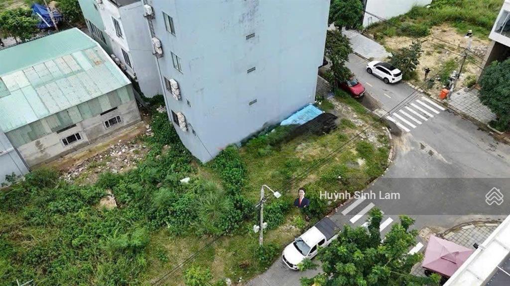 Giảm 2 tỷ! lô góc 2 mặt tiền  đẹp hiếm khuê mỹ đông 14  sát biển  134m2 ngang 8.7m  giá 2x tỷ