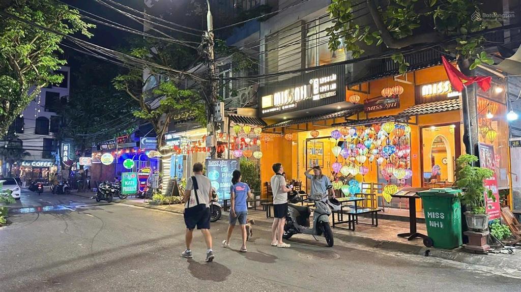 Giảm sâu 3 tỷ! bán nhanh cặp đất mặt phố lê lộ  vùng lõi phố tây  162m2 ngang 9m  giá 38 tỷ