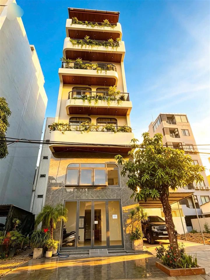 Chủ ngộp bank! tòa căn hộ 7 tầng  new 100%  khuê mỹ đông 14  view công viên  dt 2 tỷ/năm