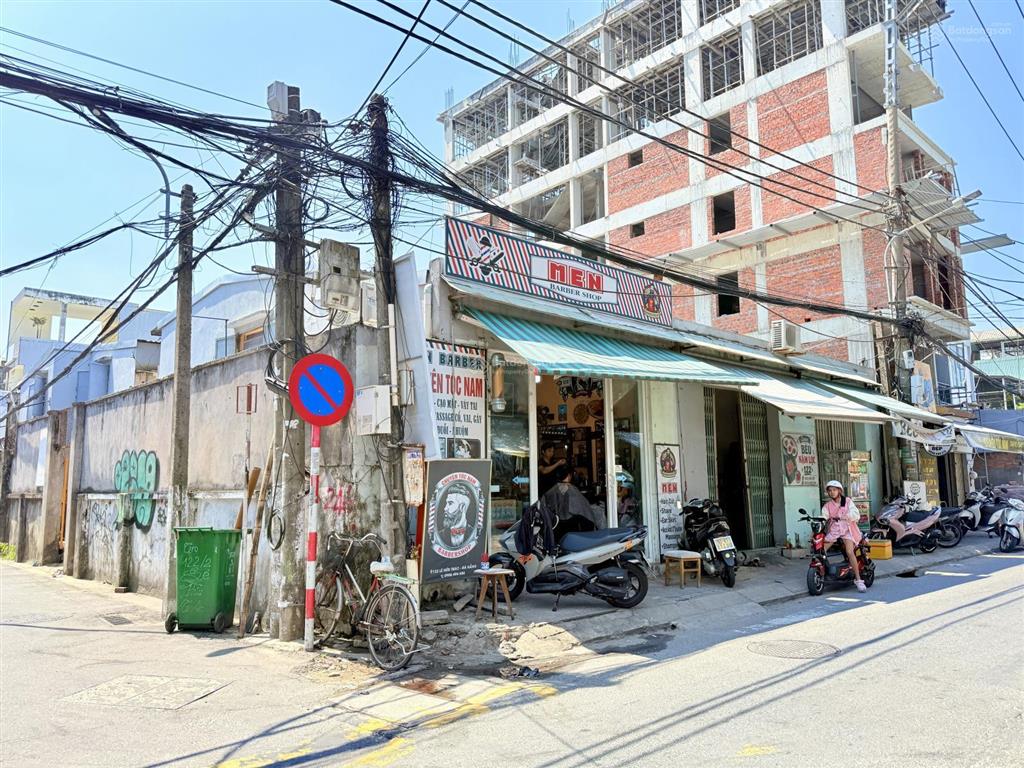 Hạ 4 tỷ! siêu phẩm lô góc 2 mặt phố  lê hữu trác  gần biển  dt 110m2 ngang 5,8m  giá cực tốt