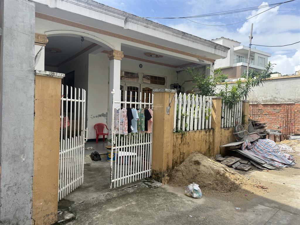Giảm 3 tỷ. bán nhà  chế lan viên  114m2 ngang 6.8m  lõi phố tây an thượng  giá 10 tỷ