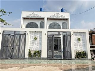 Cận tết thu hồi giá gốc bán gấp nhà phố 5 x 20m, sổ hồng riêng hỗ trợ ngân hàng full nội thất