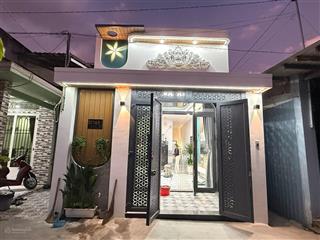 Cần bán nhà bà điểm hóc môn nội thất cao cấp