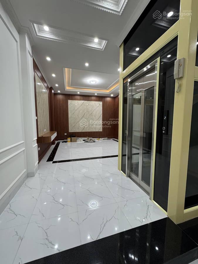 Siêu phẩm chdv, trường chinh, 7t tm, 6.5m mt, 24 phòng, dt 115tr/1 tháng, phân lô, 80m2, 17.95 tỷ