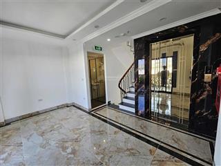 Siêu phẩm biệt thự mỹ đình mặt tiền 10.5m 139m2 180tr/1tháng vỉa hè đá bóng 43.95 tỷ