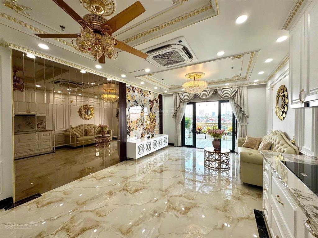 Bán tòa nhà mặt hồ văn chương 155m2 +8 tầng+hầm+ thang máy+mặt tiền 6m dòng tiền cao+66 tỷ