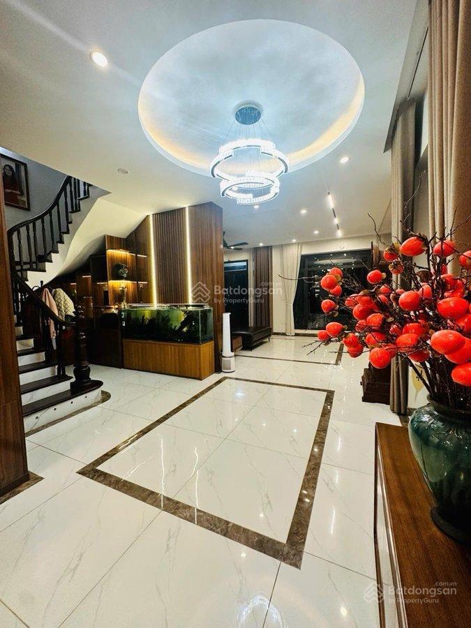 Người quengửi bán hàng siêu kín nhà phố tminh khai, 230m2, cho thuê 350tr/1 tháng, 124tỷ