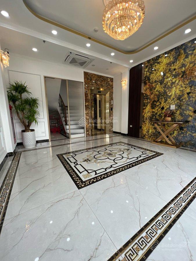 Siêu phẩm mặt phố bạch mai, mặt tiền 5.5m, 55m2 vỉa hè đá bóng, 32 tỷ