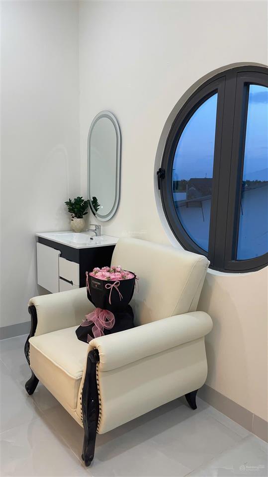 Chính chủ  bán nhà 87m2  đại la  lõi hbt  mt 8m không qh, phân lô vip, vị trí cực đẹp  18,8 tỷ