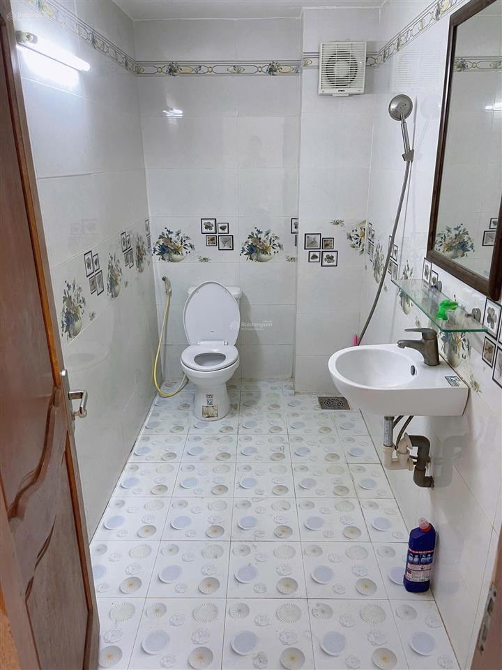 Cho thuê nhà trệt lầu  kdc hồng phát  cách trần hoàng na 20m, p. an bình, tp. cần thơ