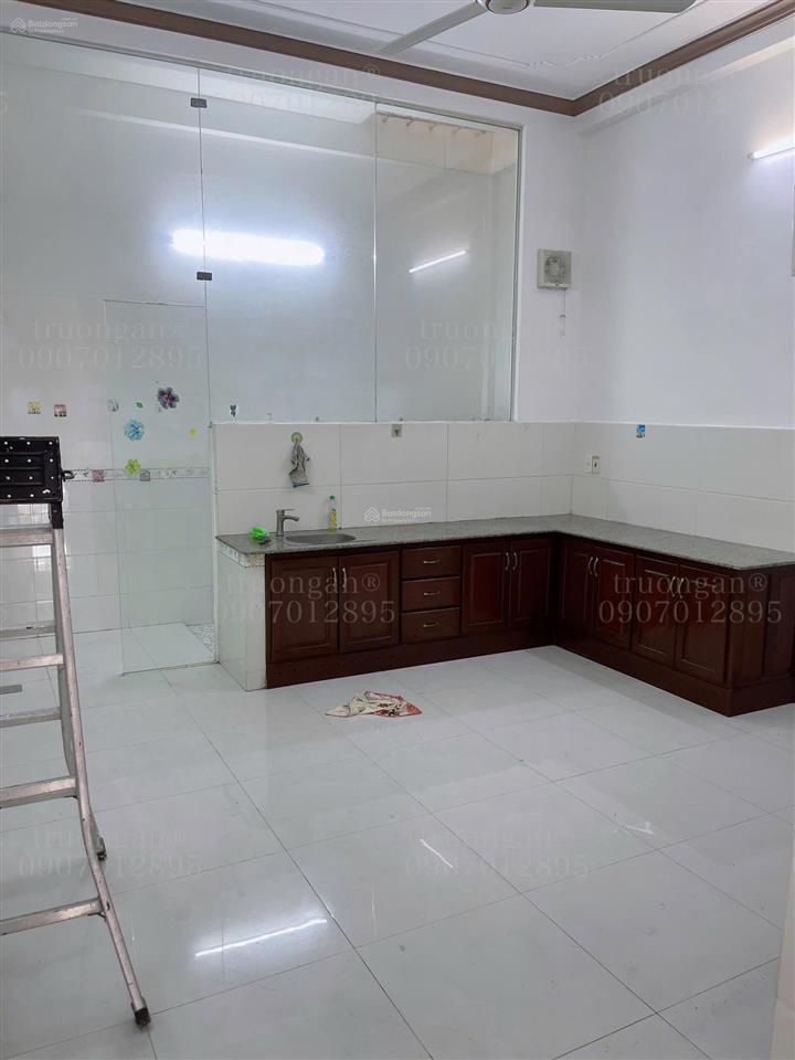 Cho thuê nhà trệt lầu  kdc hồng phát  cách trần hoàng na 20m, p. an bình, tp. cần thơ