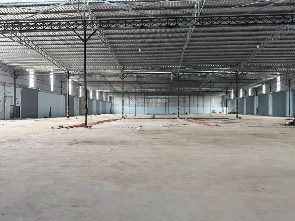 Cho thuê kho 5.070m2 (có pccc, điện 3 pha 250kva)  mặt tiền đường võ nguyên giáp, tp. cần thơ