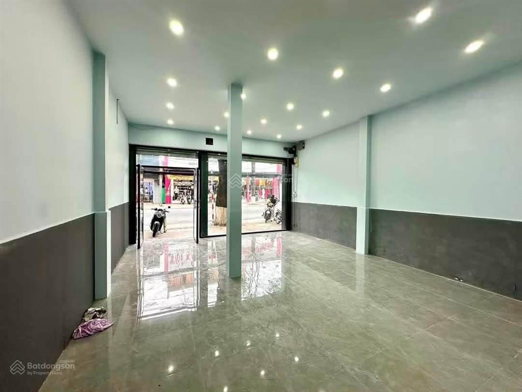 Cho thuê nhà trệt lầu, ngang 7m  mặt tiền đường nguyễn trãi, p. ninh kiều, tp. cần thơ