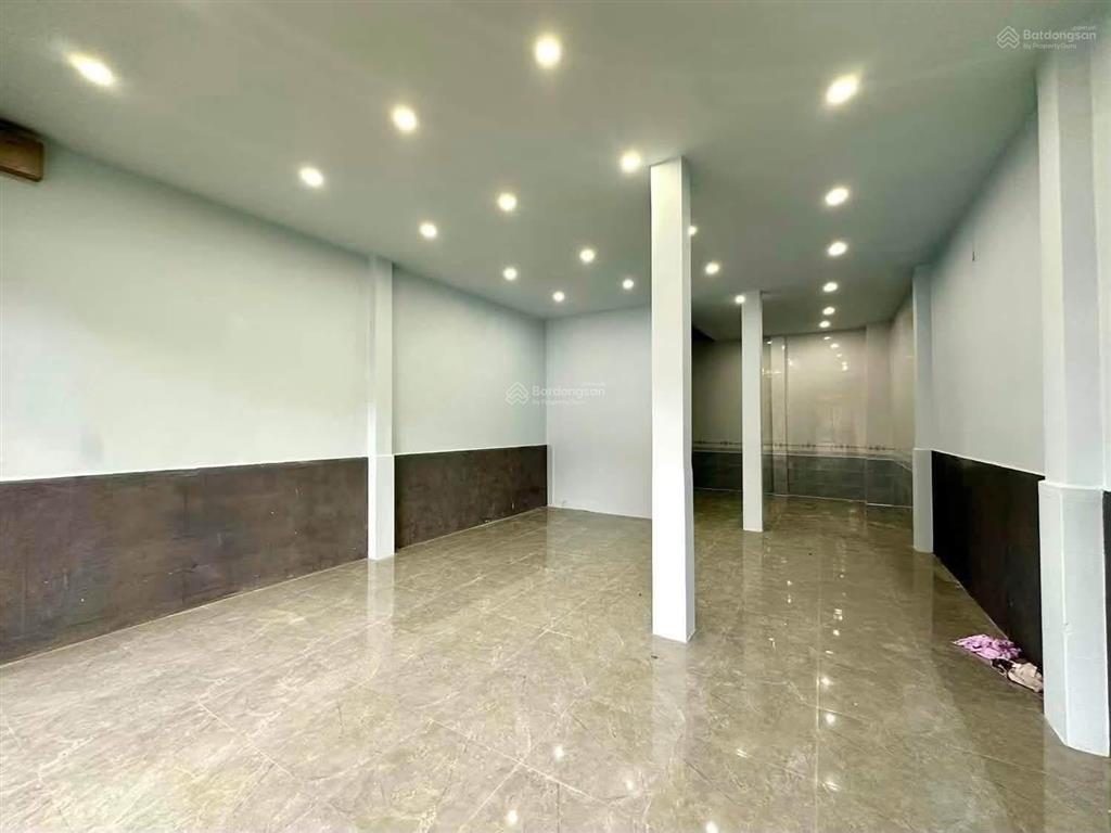 Cho thuê nhà trệt lầu, ngang 7m  mặt tiền đường nguyễn trãi, p. ninh kiều, tp. cần thơ
