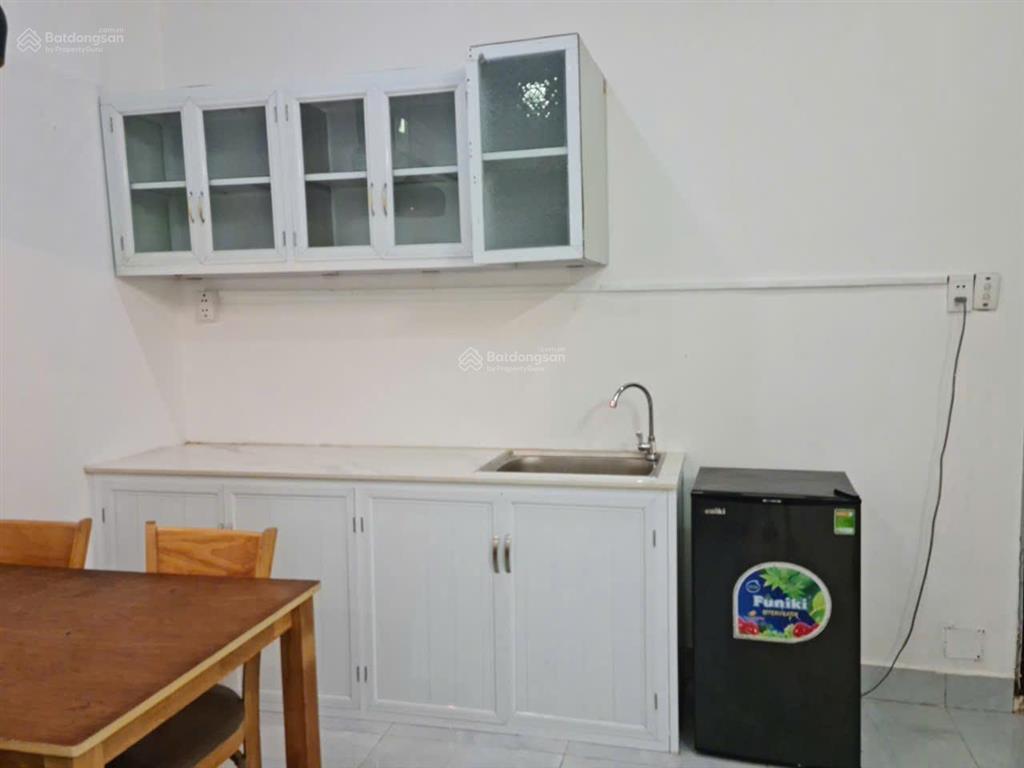 Bán nhà mặt tiền cộng hòalê tấn quốc,4m x 22m nhà nở hậu 7.1m nhà 4 tầng đang chô thuê ổn định.