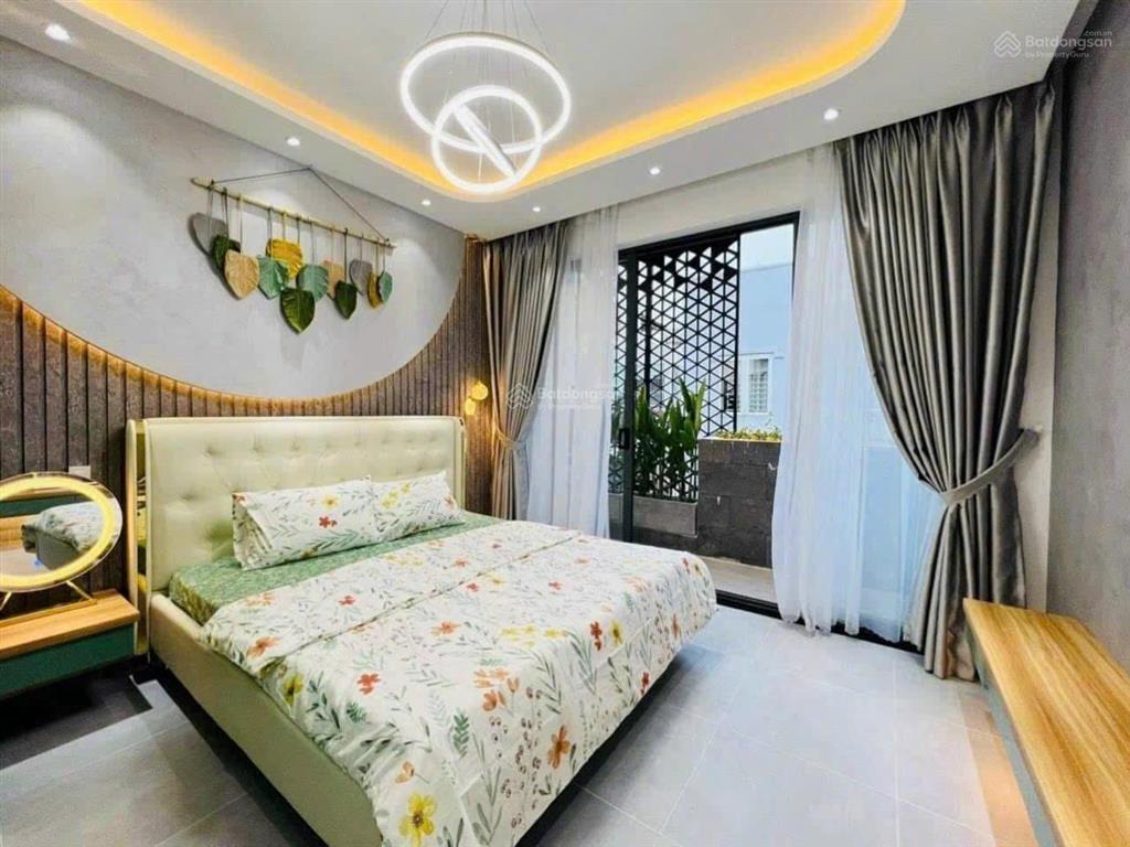 Ngay trường cao đẳng công thương  sẵn dòng tiền cho thuê 30tr/tháng  trần thị điệu
