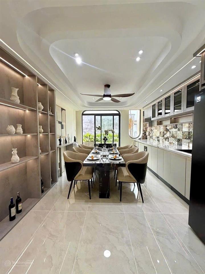 Mua nhanh  chốt lẹ nhà lê văn việt thủ đức  diện tích khủng 68m2
