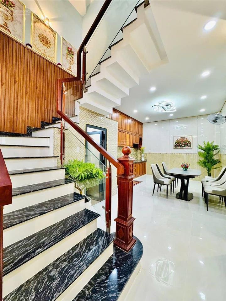 Giá ngộp cho nhà đầu tư  bán gấp nhà lã xuân oai quận 9 sẵn dòng tiền 35tr/tháng