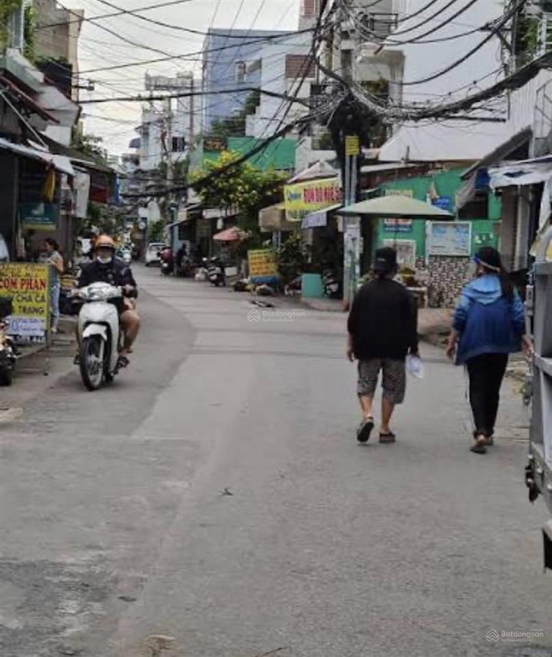 Bán lỗ! nhà trung tâm  sổ riêng  ở ngay giá 5tỷ150 tại huỳnh tấn phát, q.7 hẻm vào oto rộng rãi