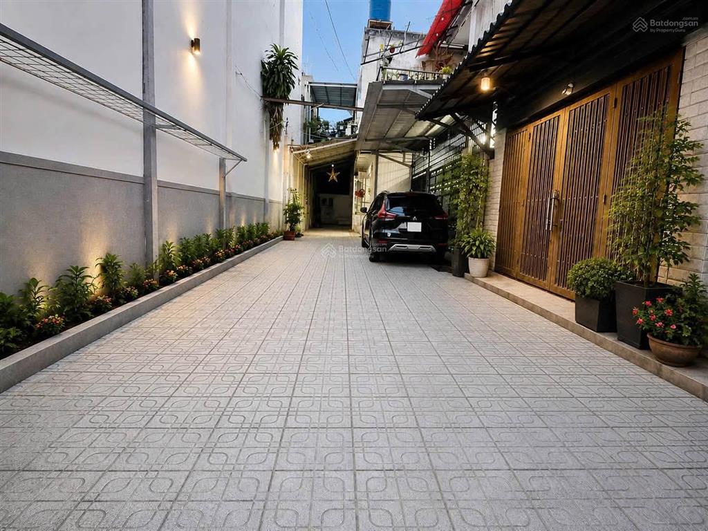 Nhà ngay trung tâm 8tỷ550 nguyễn đình chiểu  q3 gần các trường đh lớn, chợ, bệnh viện đầy đủ