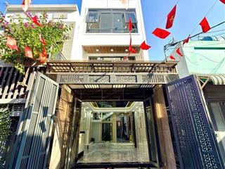Ngay vạn hạnh mall đường sư vạn hạnh giá nhỉnh 8tỷ5 5pn, 5wc, q10