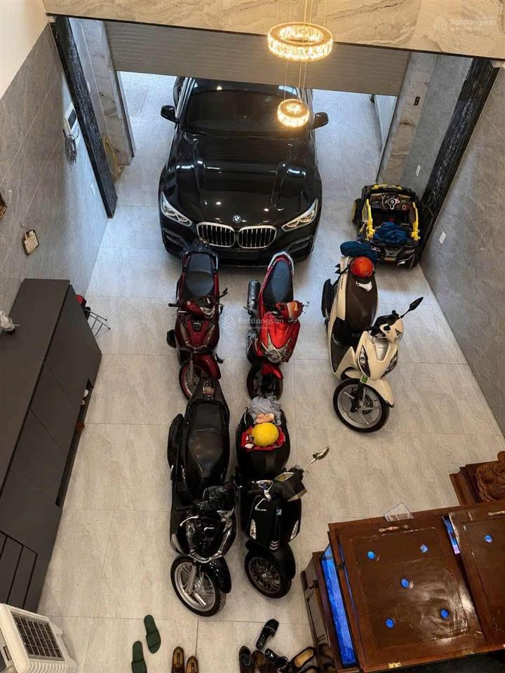 Ngang siêu khủng  nơ trang long  bình thạnh nhỉnh 9 tỷ garage ô tô rộng rãi diện tích cực khủng