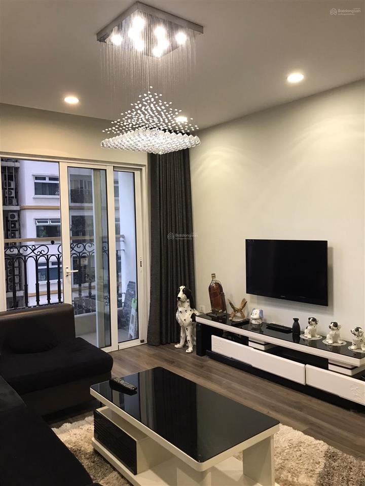 Chính chủ bán căn 3 ngủ, 2 vs, rộng 108m2 giá 9.5 tỷ tại chung cư hoà bình green  505 minh khai