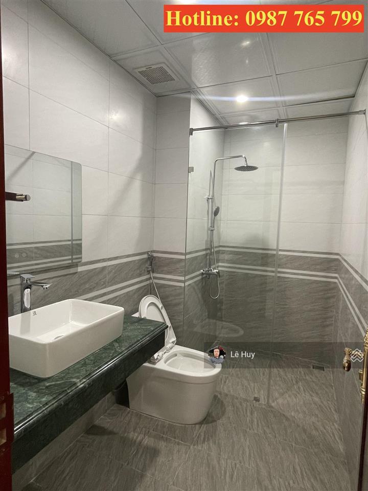 Căn cho thuê thô nguyên bản, có thang máy tại louis city hoàng mai