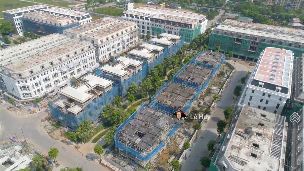 Chính chủ sổ đỏ cần bán căn liền kề 95m2 đường louis 2, sát đường 40m tại kđt louis city hoàng mai