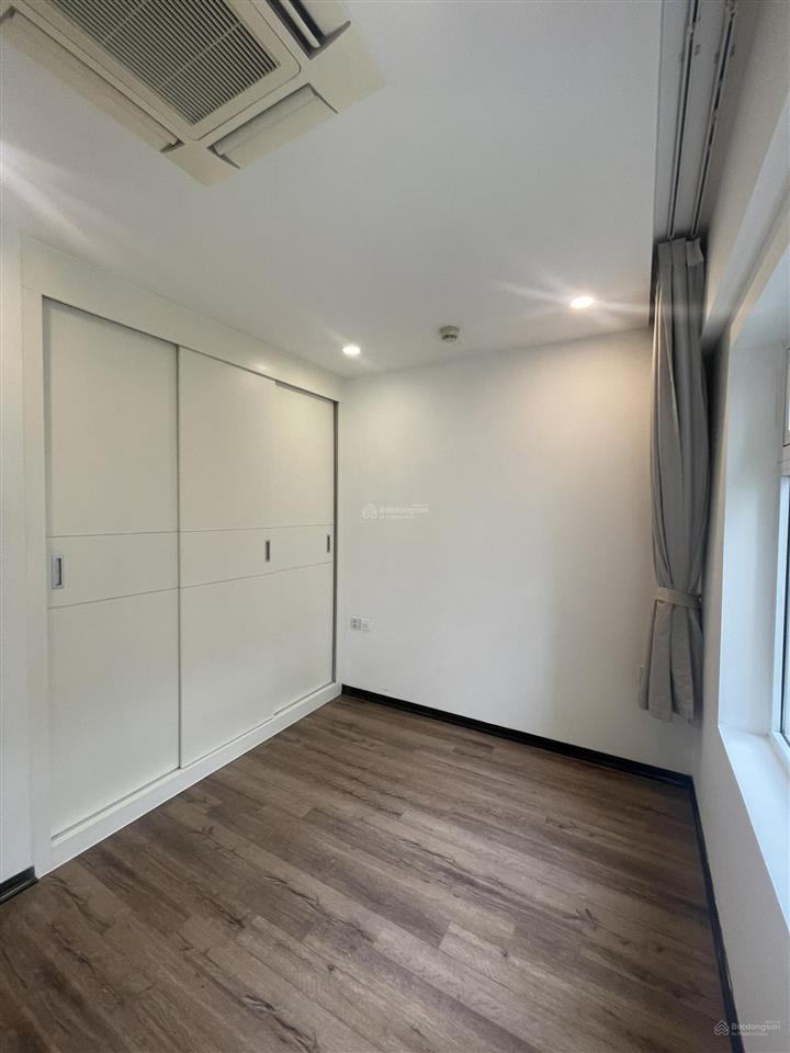 Chính chủ bán nhanh trong tháng 8/2026 căn 2pn, 2vs rộng 70m2, view sông tại cc hoà bình green city