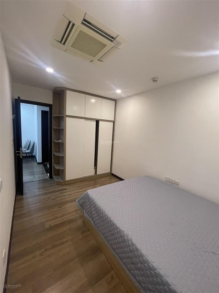 Chính chủ bán nhanh trong tháng 8/2026 căn 2pn, 2vs rộng 70m2, view sông tại cc hoà bình green city