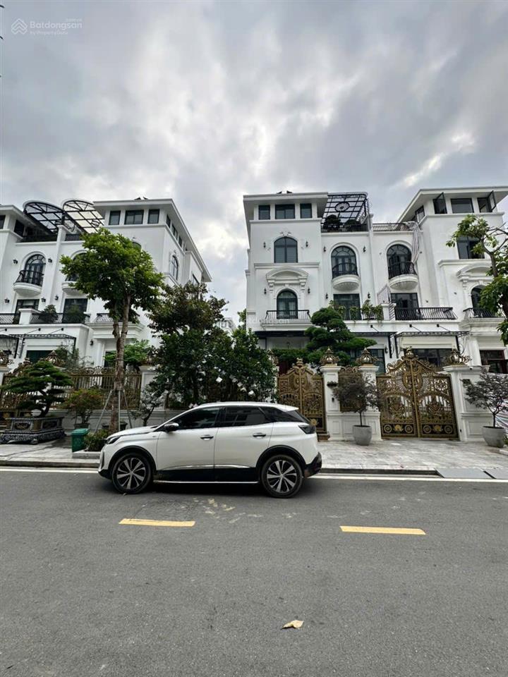 Chính chủ bán liền kề rộng 190m2, mt 10m, xây 5 tầng, giá 5x tỷ tại louis city hoàng mai 0987 765 ***