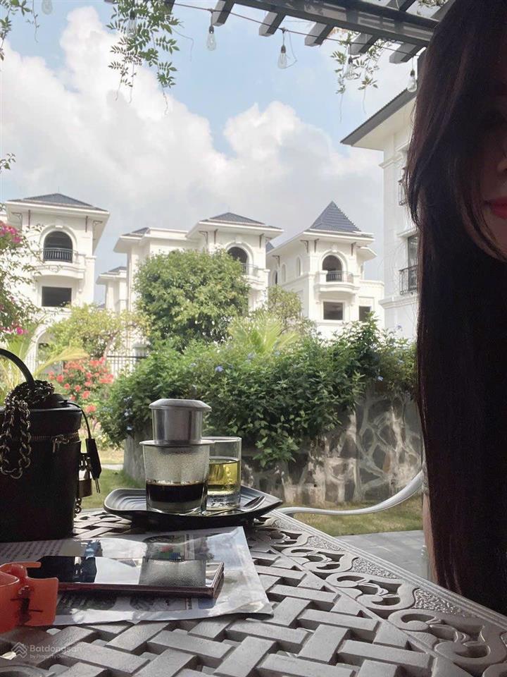 Căn biệt thự phương viên rẻ nhất dự án 300m2 sẵn sổ đỏ chỉ 146tr/m2, nhà xây thô nguyên bản