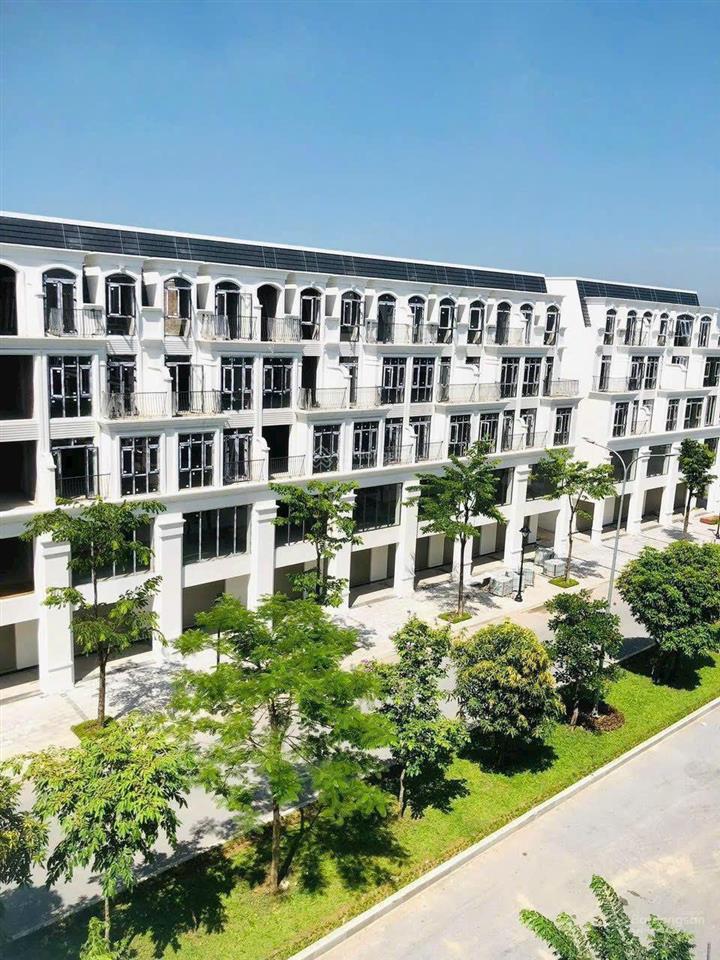 Quỹ căn góc, mặt hồ, mặt vườn hoa 120m2  20.8 tỷ sẵn sổ đỏ cầm tay (giá đầu tư)mua là thắng 100%